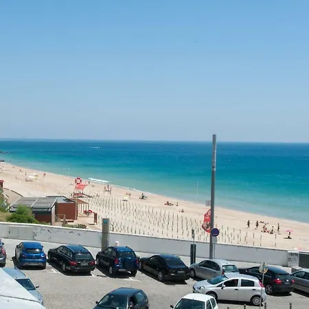 Do Atlantico Apartment *